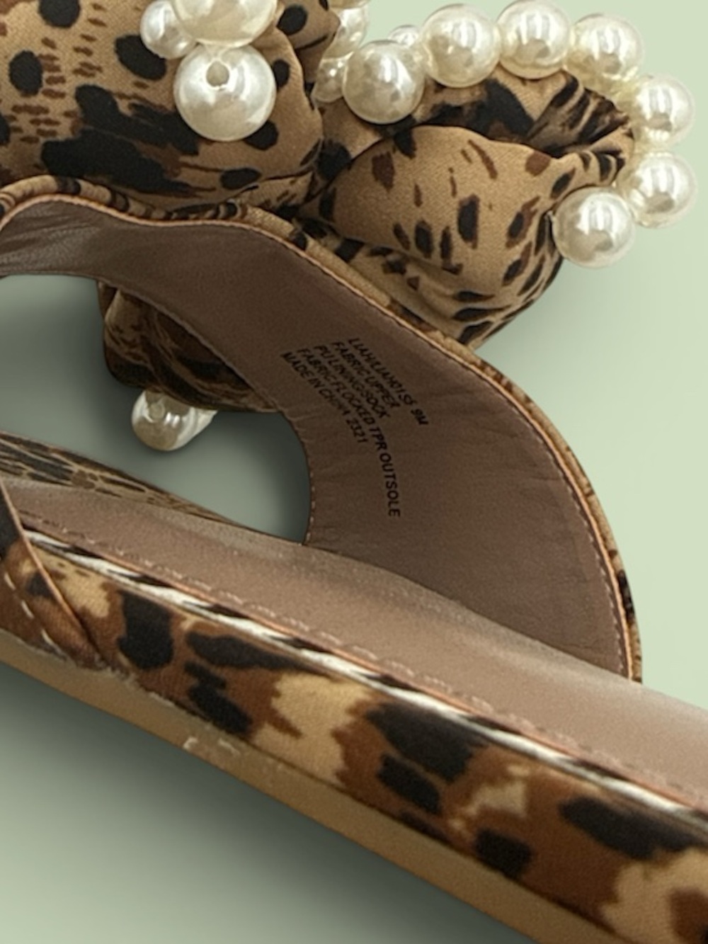NWOT Betsey Johnson Leopard Print Pearl-Embellished Slide Flats - Picture 6 of 6
